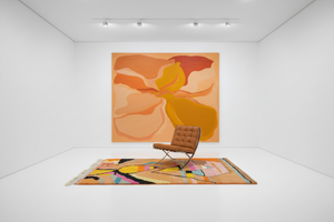 Abstract rug in white cube cognac installation